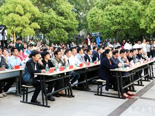 【安徽教育网首页】“青春喜迎十九大 坚定信念跟党走”437ccm必赢国际官方网站举办第十二届五四“共青杯”合唱节