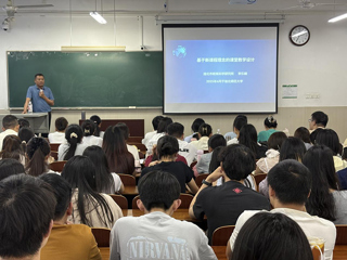 聚焦核心素养 赋能专业成长：必赢官网举办教育硕士教学技能提升专题讲座